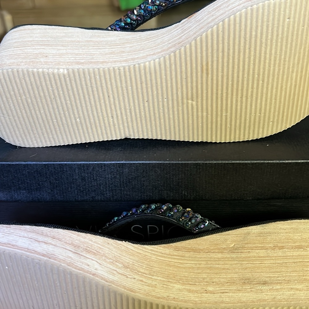 ESNY Jeweled Platform Thong Sandals in Black Sz 8 NEW - Picture 11 of 12